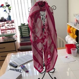 Beautiful Pink Patterned Scarf